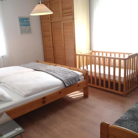 Michaela Bucher Erdgeschoss Friedrichshafen