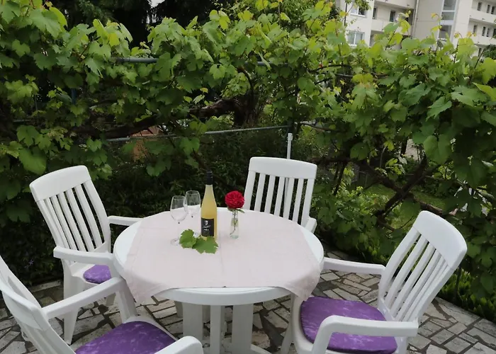 شقة Michaela Bucher Erdgeschoss *